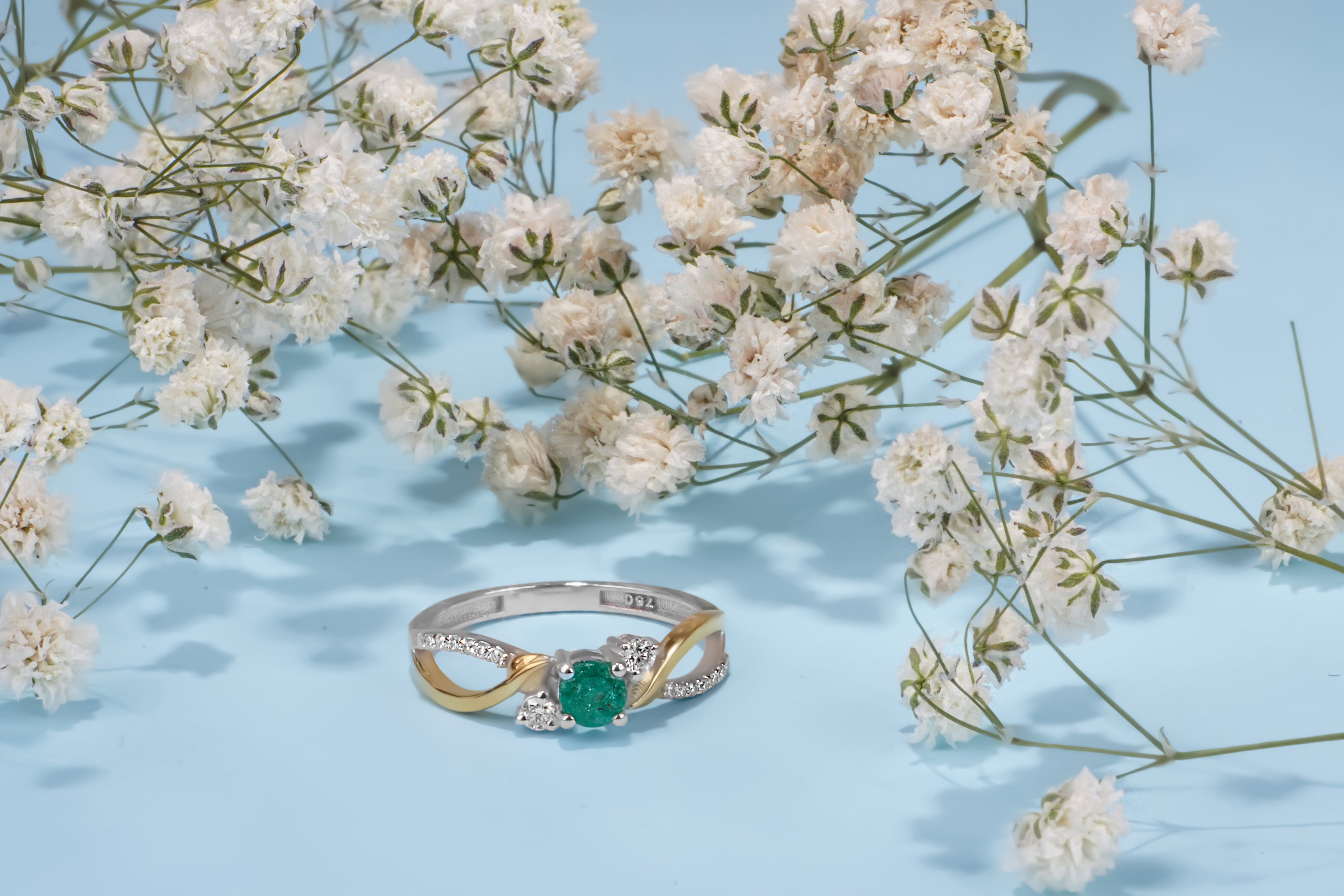 lover's universe emerald ring